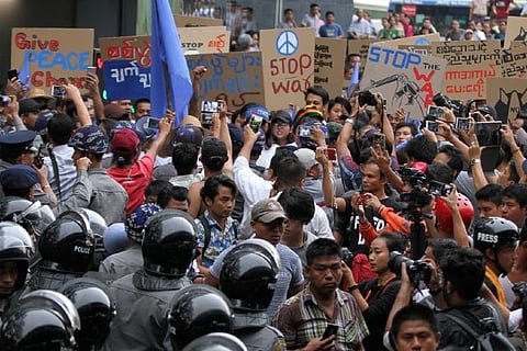 Violence against Chinese properties spreading In Myanmar