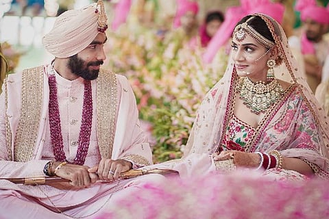 Jasprit Bumrah and Sanjana Ganesan (Image Source: Twitter/ @Jaspritbumrah93)