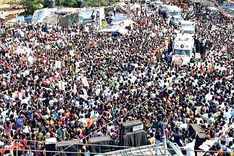 Hordes of people attend EPS? campaign in Pudukkottai