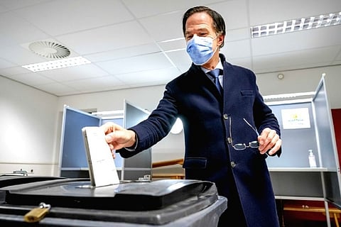 Dutch parties start post-poll coalition talks