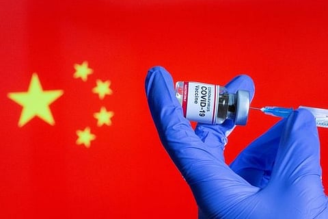 China steps up COVID-19 vaccination, considers differentiated visa policies