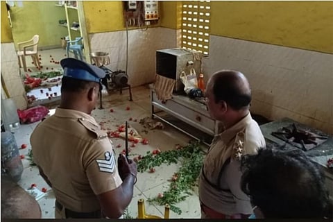 AIADMK alleges DMK men vandalized Amma Canteen