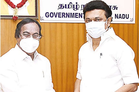 Pro Tem Speaker Pichandi meets the CM in secretariat on Saturday