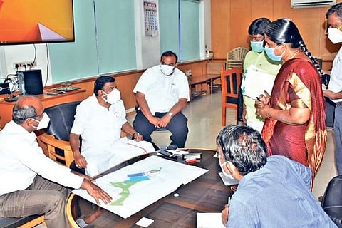 Minister KN Nehru discussing the IBT proposal with the officials in Tiruchy on Wednesday