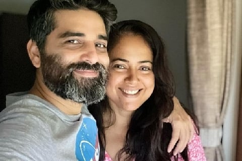 Sameera Reddy posts 'exhausted parents selfie', says 'stronger together'