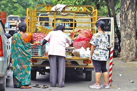 Contact details of mobile shops uploaded on Namma Chennai app