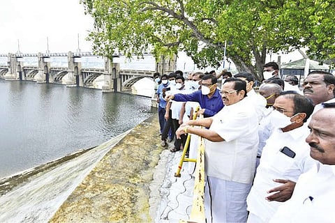 Water Resources Minister S Duraimurugan inspects the Stanley Reservoir at Mettur on Tuesday