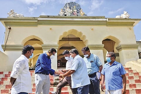 Dinesh Ponraj Oliver joins Heritage Walk to less popular destinations in Thanjavur district