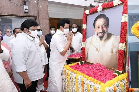 Tamil Nadu CM MK Stalin paid floral tribute to actor Sivaji Ganesan at his memorial in Chennai