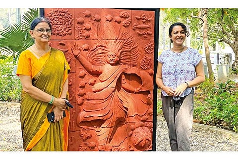 Uma Mani and Priya Thuvassery