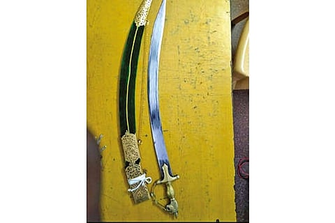 4 arrested for cutting cake with sword at Pallavaram