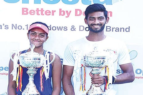 Winners Zeel Desai (left) and Nikki K Poonacha