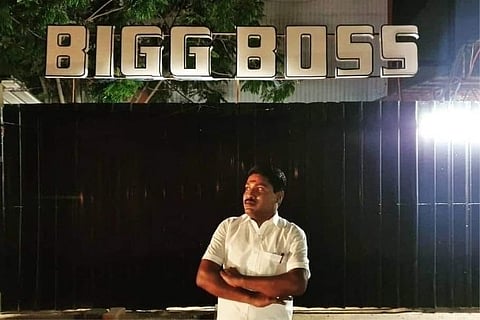 Source: Facebook; GP Muthu in front of the BB house set