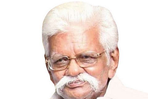 Tamil poet and former AIADMK presidium chairman Pulavar Pulamaipithan