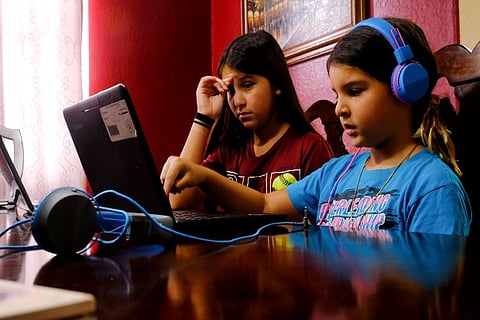 Digital university to be built on the 'hub-and-spoke' model and expansion of 'one class-one TV