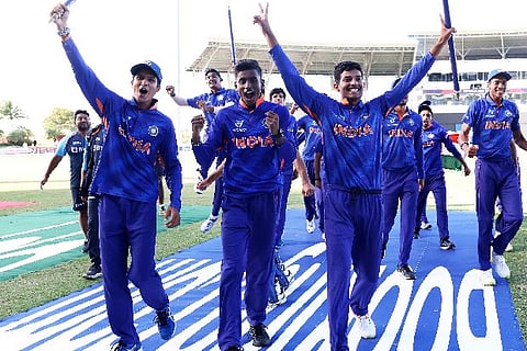 Men in blue celebrating after the fifth championship victory. Image Courtesy: Twitter - @BCCI
