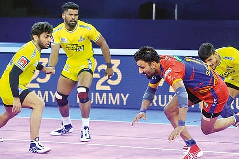 The Tamil Thalaivas defence (in yellow) was not up to the mark