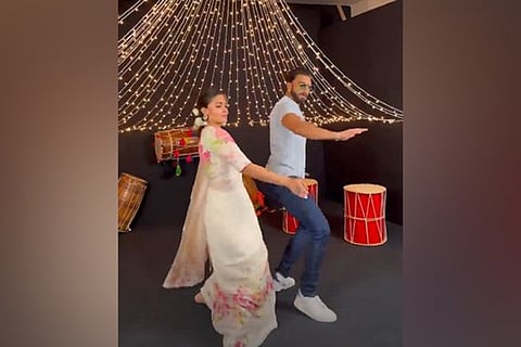 Ranveer Singh with Alia Bhatt grooving to Dholida song (Image credit: ANI)
