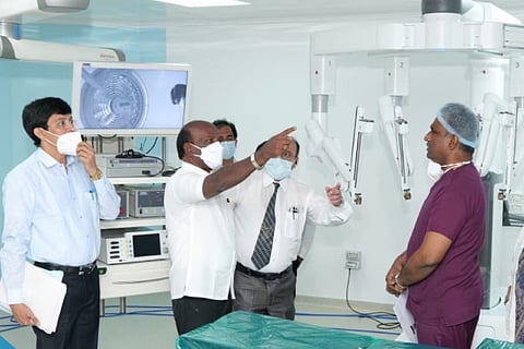 Minister being explained about the robotic surgery center. Image: Twitter - @Subramanian_ma