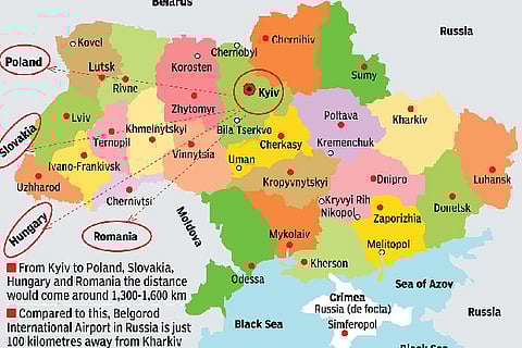 Map illustrating distance between Kyiv and neighbouring countries on the west.