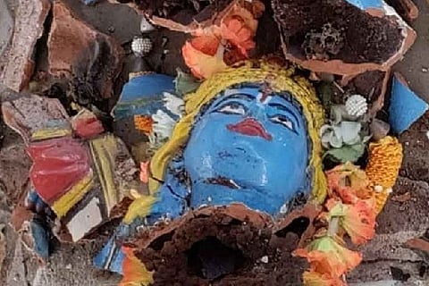 The vandalised Krishna idol. Image Courtesy: Daily Thanthi