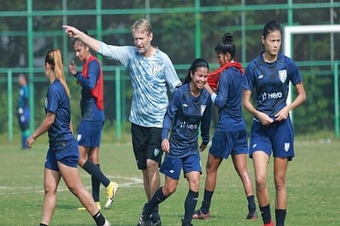 Thomas Dennerby along with Indian team (Source: ANI)