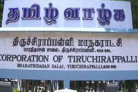 Tension at Tiruchy Corporation during auction of Chathiram bus stand shops