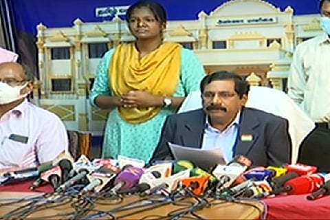 TN Election Commissioner Palani Kumar in his press address. Image - Twitter screengrab: @ThanthiTV
