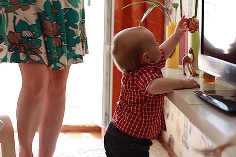 Mothers! Stop calling yourself fat in front of your children