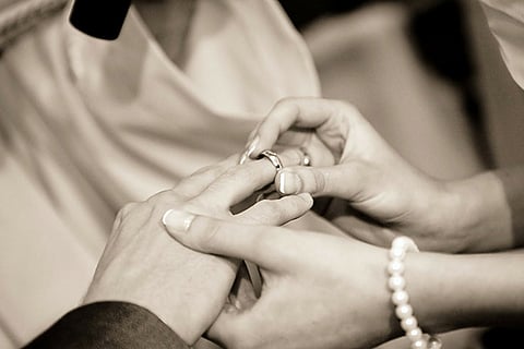 25,000 weddings in Delhi, Twitterati brood over traffic chaos