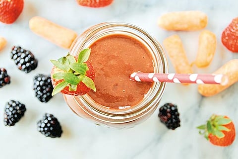 Carrot and berry shake