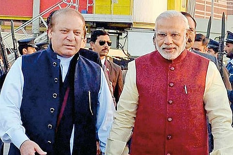 Pakistan Opposition all praise for Modi’s visit