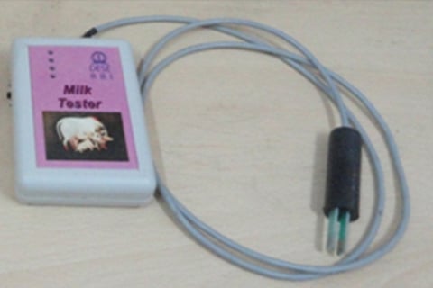 The device developed by Anna Varsity that can detect adulteration in milk