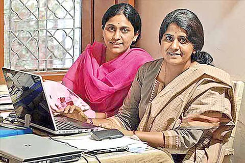 Promoting traditional crafts from the country