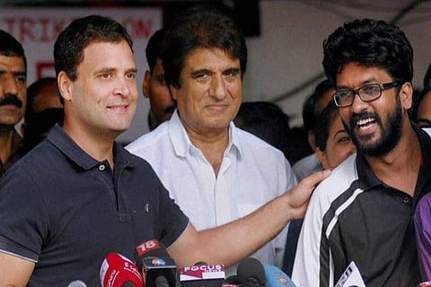 Rahul Gandhi on day-long fast along with agitating students