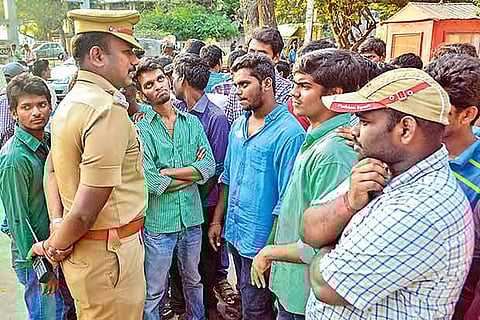 Students sought the police?s help in seeking justice for allegedly being cheated by a firm