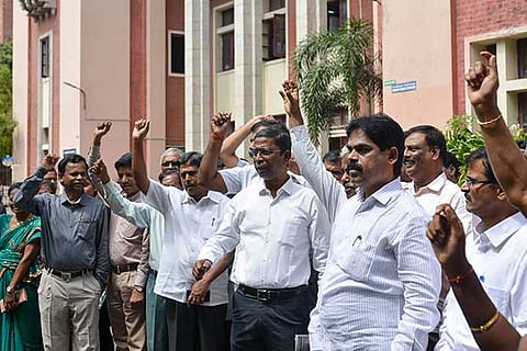 Madras University faculty protesting on the Chepauk campus demanding security