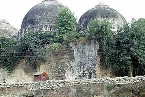 Hindu, Muslim leaders meet to settle Ayodhya dispute