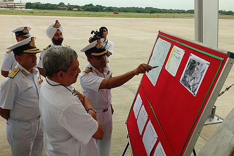 Defence Minister being briefed about the search operations for IAF?s AN-32 at INS Rajali