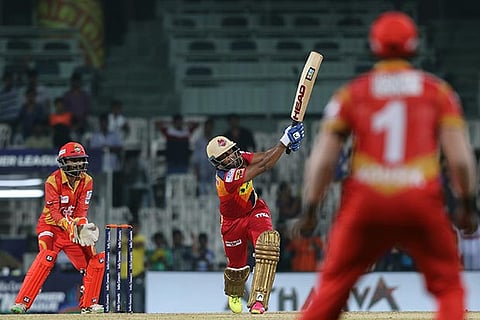 R Sathish finishes the match in style with a six to win by 7 wickets (Photo: Justin George)