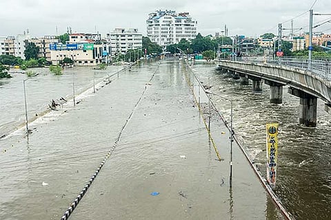 A view of the Saidapet Bridge during the December 2015 floods