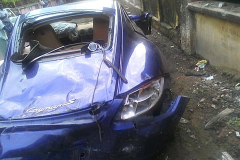 The damaged Porsche Cayman S after the accident
