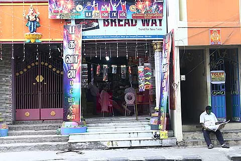 Fire crackers being sold in a building complex with hardly any safety mechanisms in place