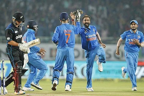 Mishra spins web as India crush New Zealand by 190 runs, win series 3-2