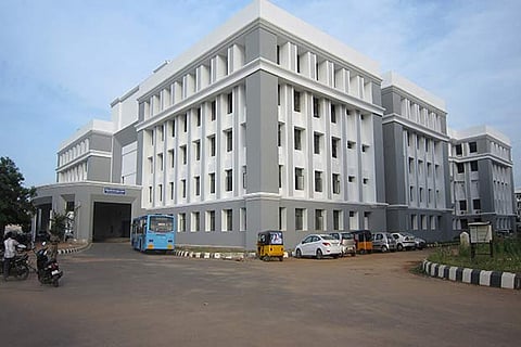 Protesters demand judicial probe into death of dialysis patients at Puducherry