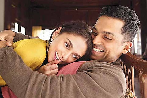 A poster from the film 'Kaatru Veliyidai'