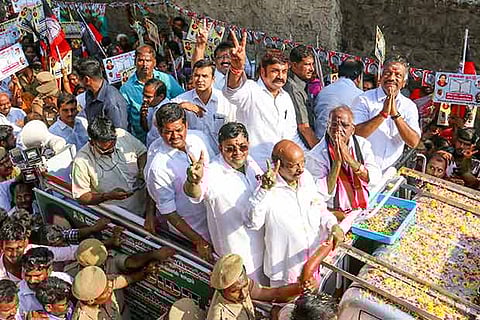 OPS seeks votes for his party candidate Madhusudhanan in RK Nagar (Photos: Manivasagan N)