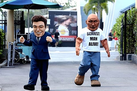 Jimmy Fallon, The Rock photobomb fans