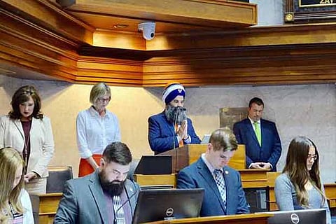 Gurinder Singh recites a Sikh prayer in the Indiana senate