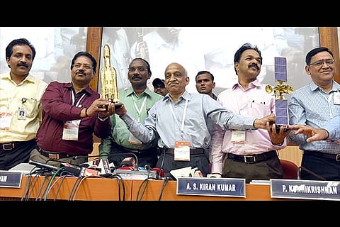 ISRO chief AS Kiran Kumar celebrating with his team after the perfect launch of the mammoth rocket